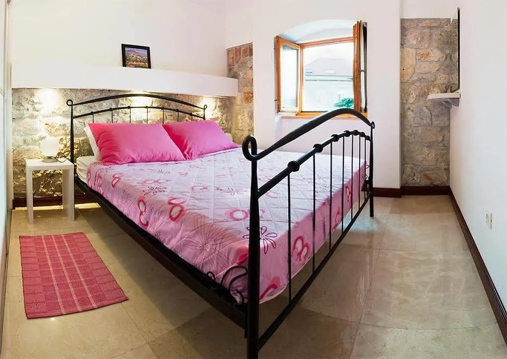 Dalmatian Villas Split 3*,