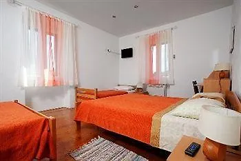 Dalmatian Villas Split 3*,
